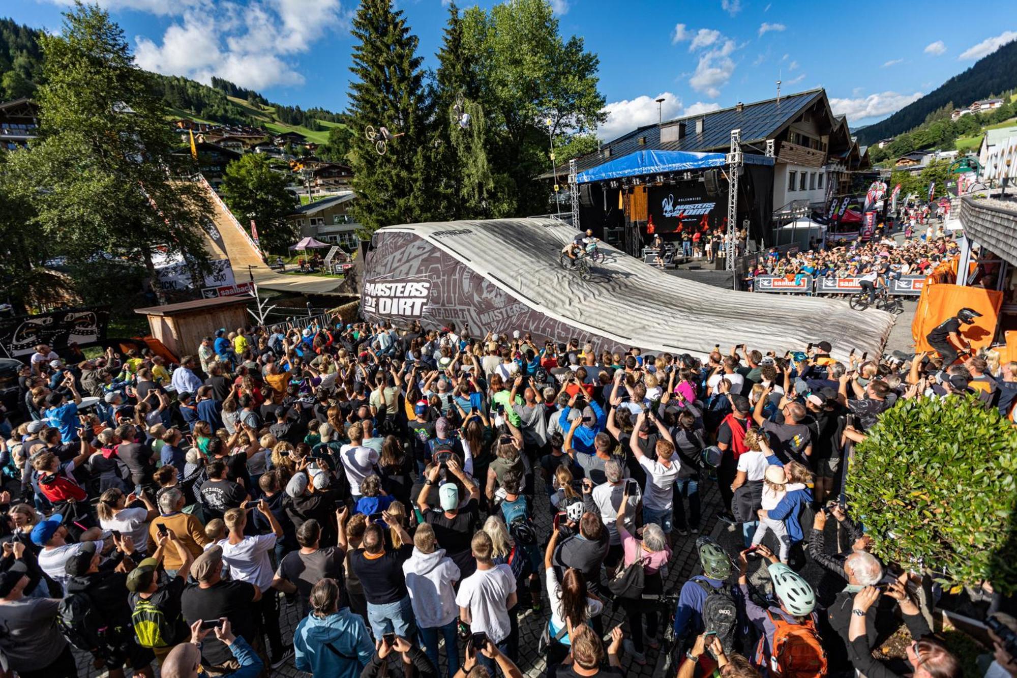 Philson Apartments Saalbach-Hinterglemm Bagian luar foto